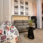 Bonito Al Lado Del Centro De Con Parking Gratis